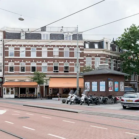 Museum District Studio's Homestay